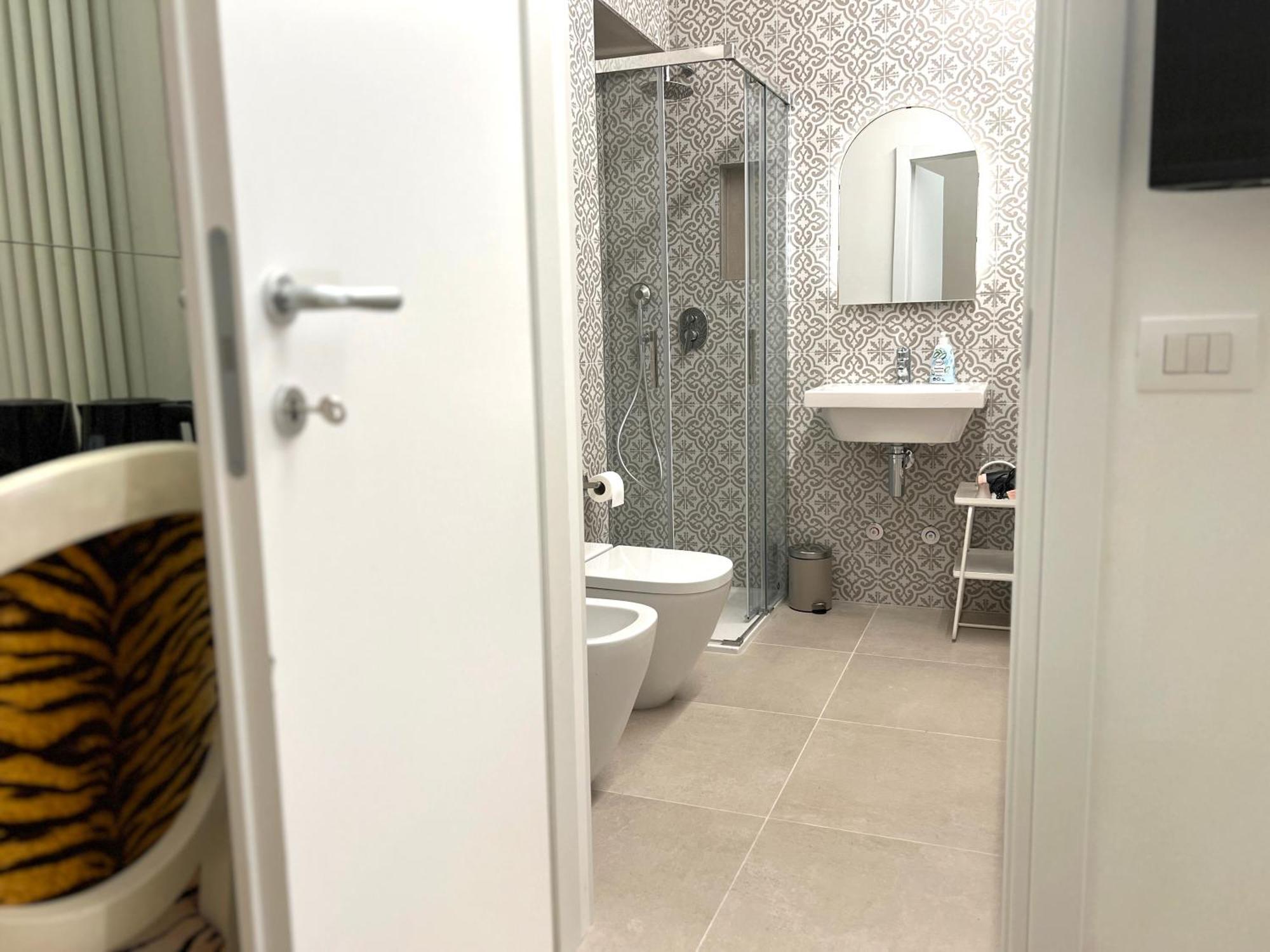 Mercadante Suite Central City Milan Bagian luar foto